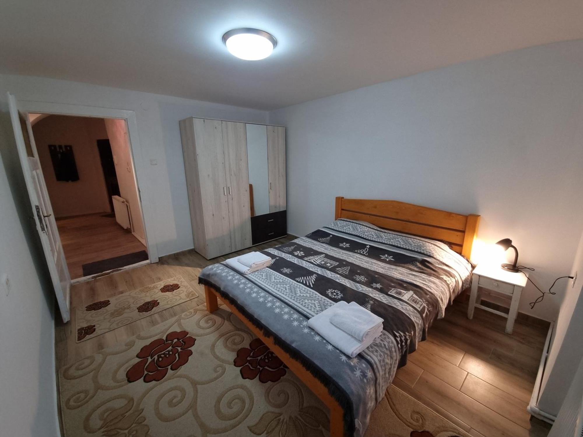 R Castle - 2 Room Apartment Braşov Eksteriør billede